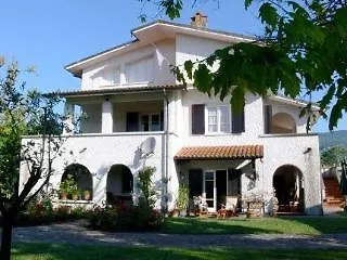 Dreamers Bed & Breakfast San Macario In Piano