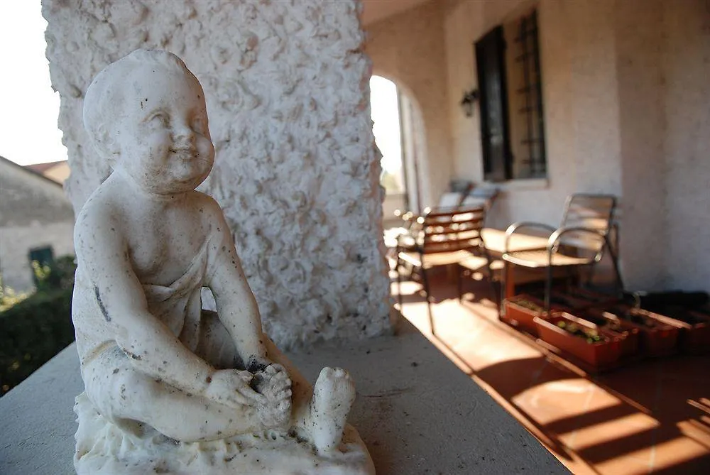 Farm stay Dreamers Bed & Breakfast San Macario In Piano