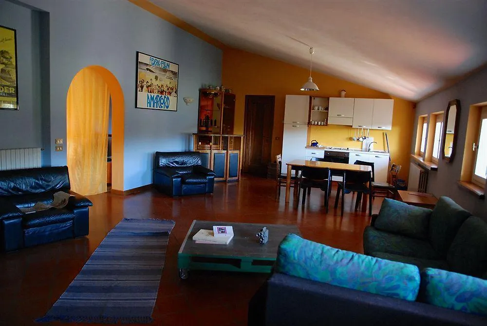 Dreamers Bed & Breakfast San Macario In Piano Italy