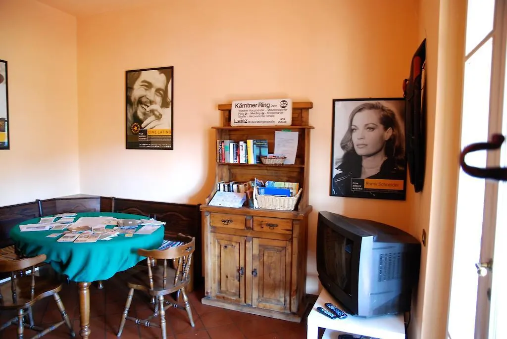 Dreamers Bed & Breakfast San Macario In Piano 0*,  Italy